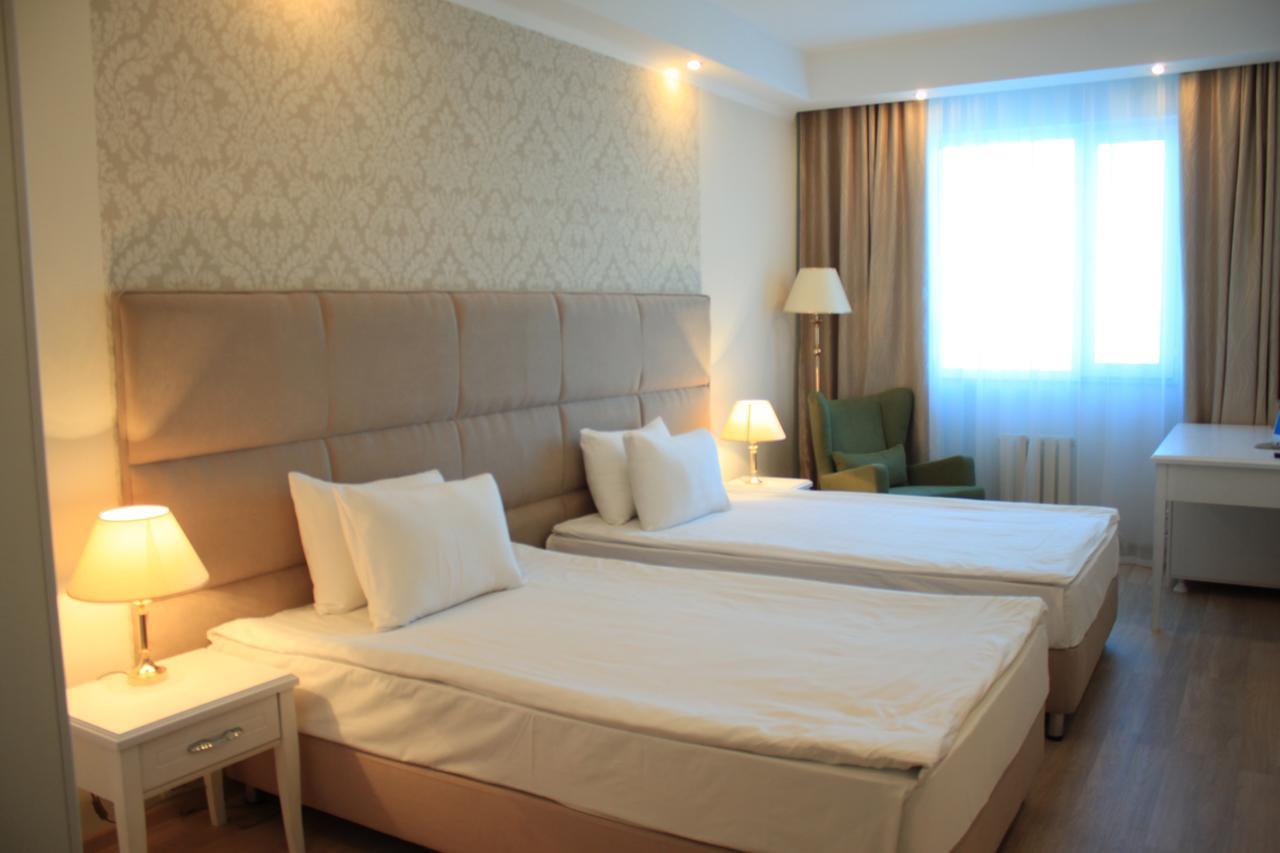 Akbulak Hotel 阿斯坦纳 外观 照片